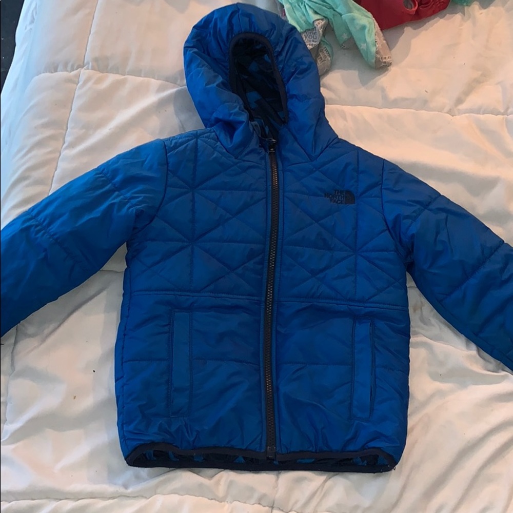 doesn’t fit/ smoke free pet free home/ new